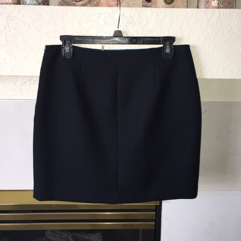 Tahari skirt